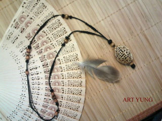 collier COL3