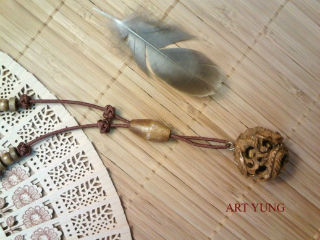 collier COL14