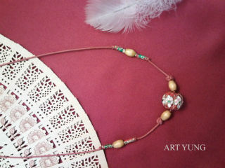 collier COL11